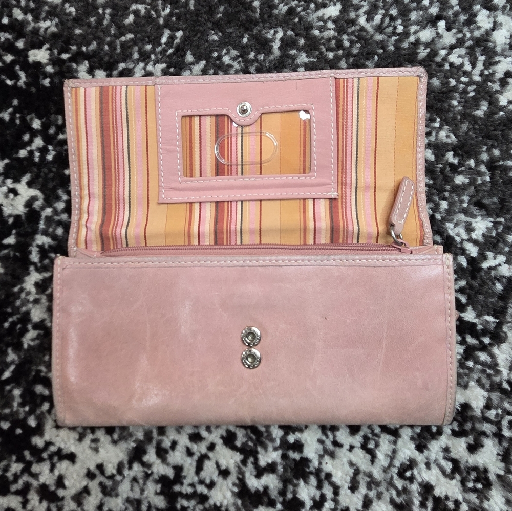 Fossil Pink Leather Wallet - Picture 2 of 5